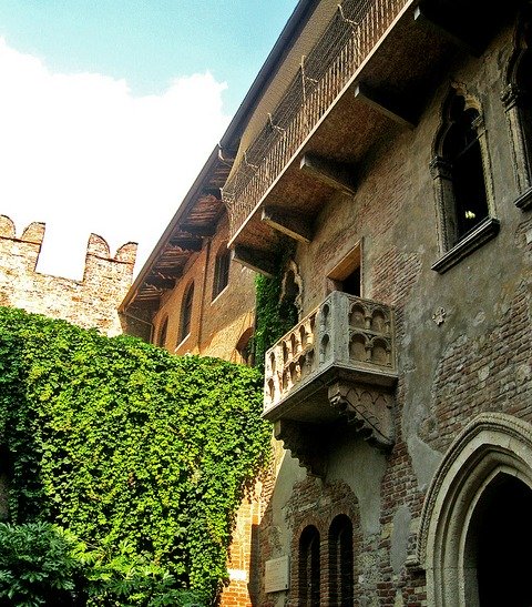 Verona Italy - Juliet house - image by  
